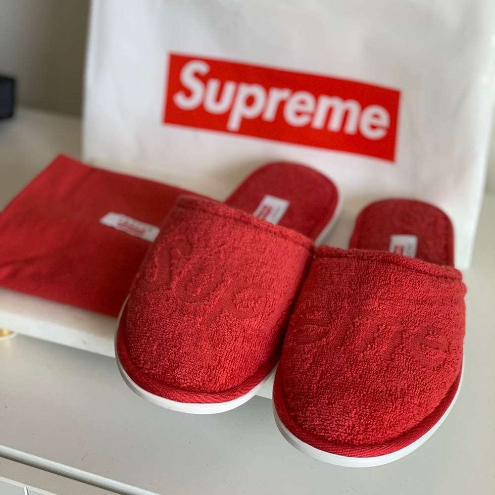 Supreme Frette Slippers